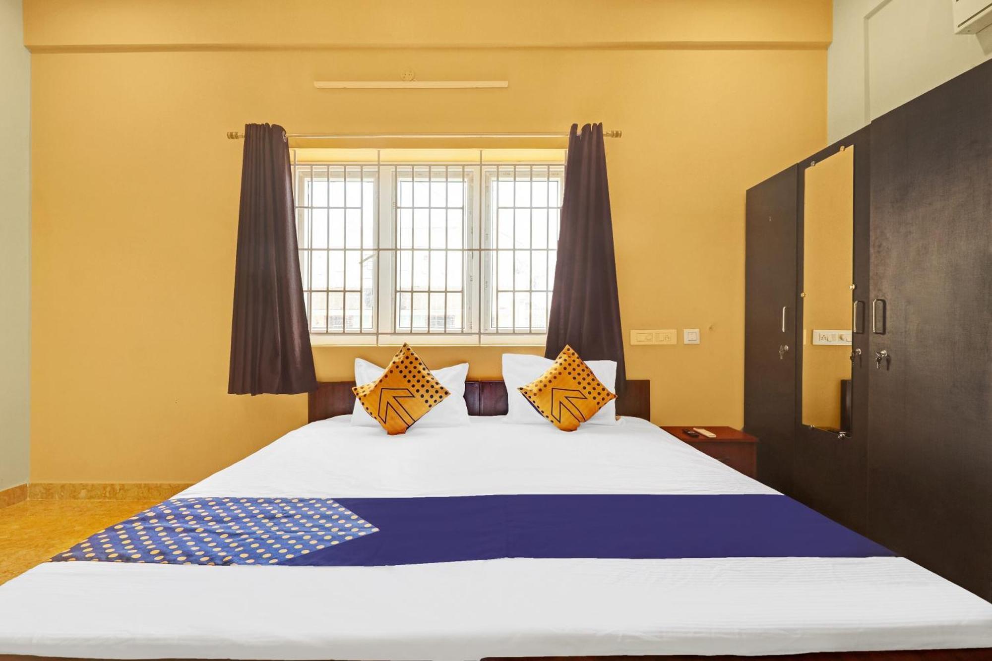 Spot On Kayal Residency Hotell Coimbatore Exteriör bild