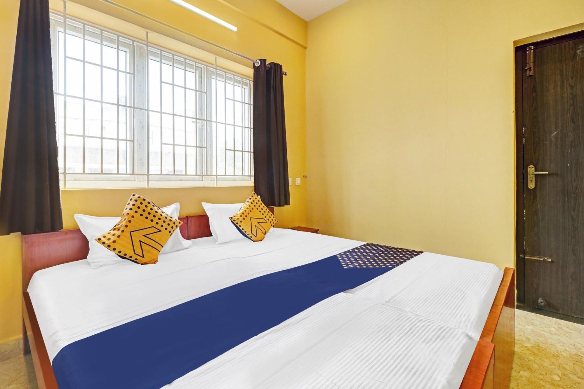 Spot On Kayal Residency Hotell Coimbatore Exteriör bild