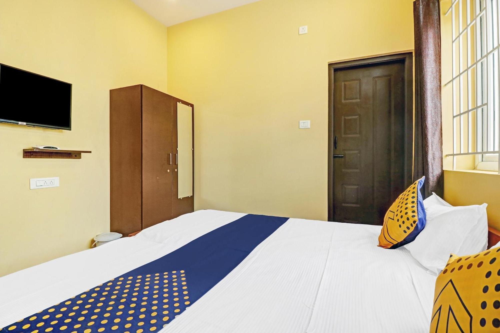 Spot On Kayal Residency Hotell Coimbatore Exteriör bild