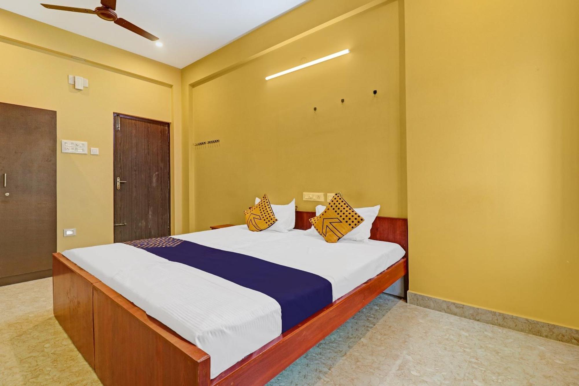 Spot On Kayal Residency Hotell Coimbatore Exteriör bild